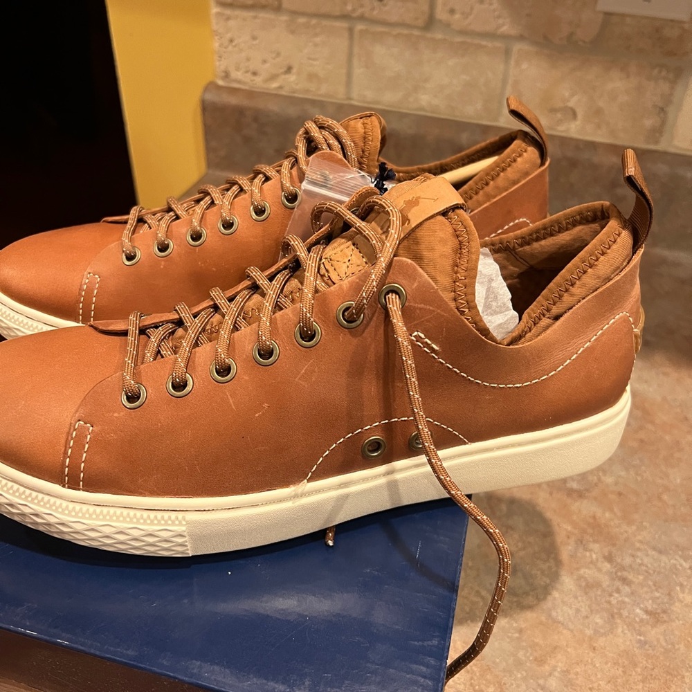 Polo brown leather shoes.